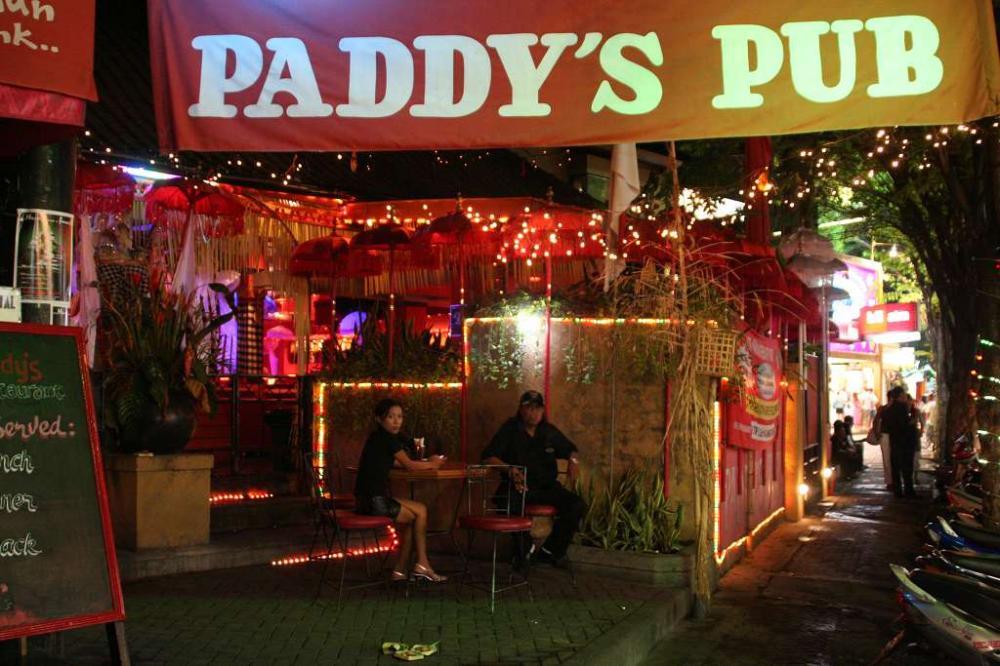Kuta Seminyak Paddys Pub