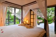 Villa Branie Bed - Bali Pictures Indonesia